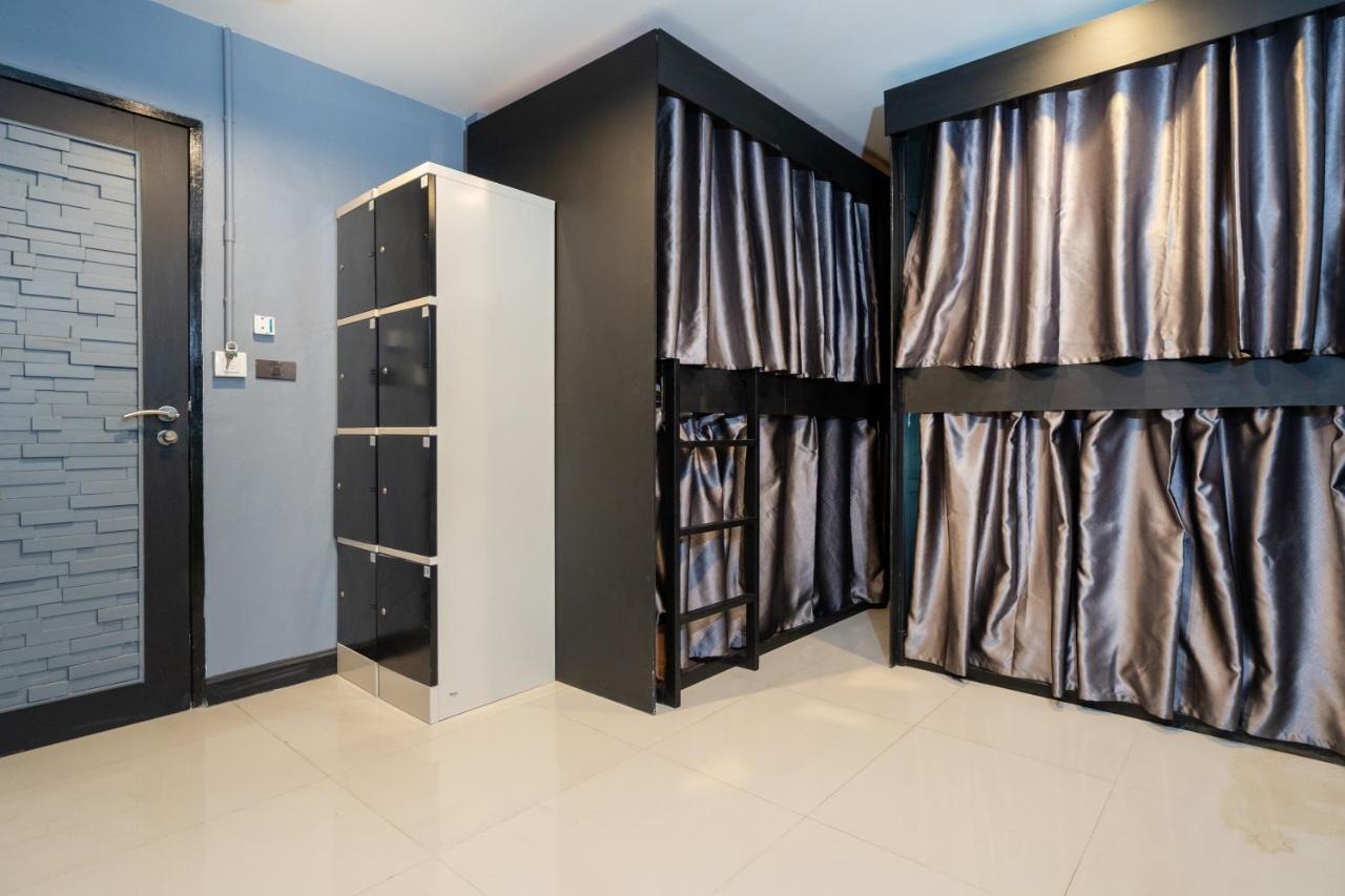 Black Pantera Hostel Patong Dış mekan fotoğraf