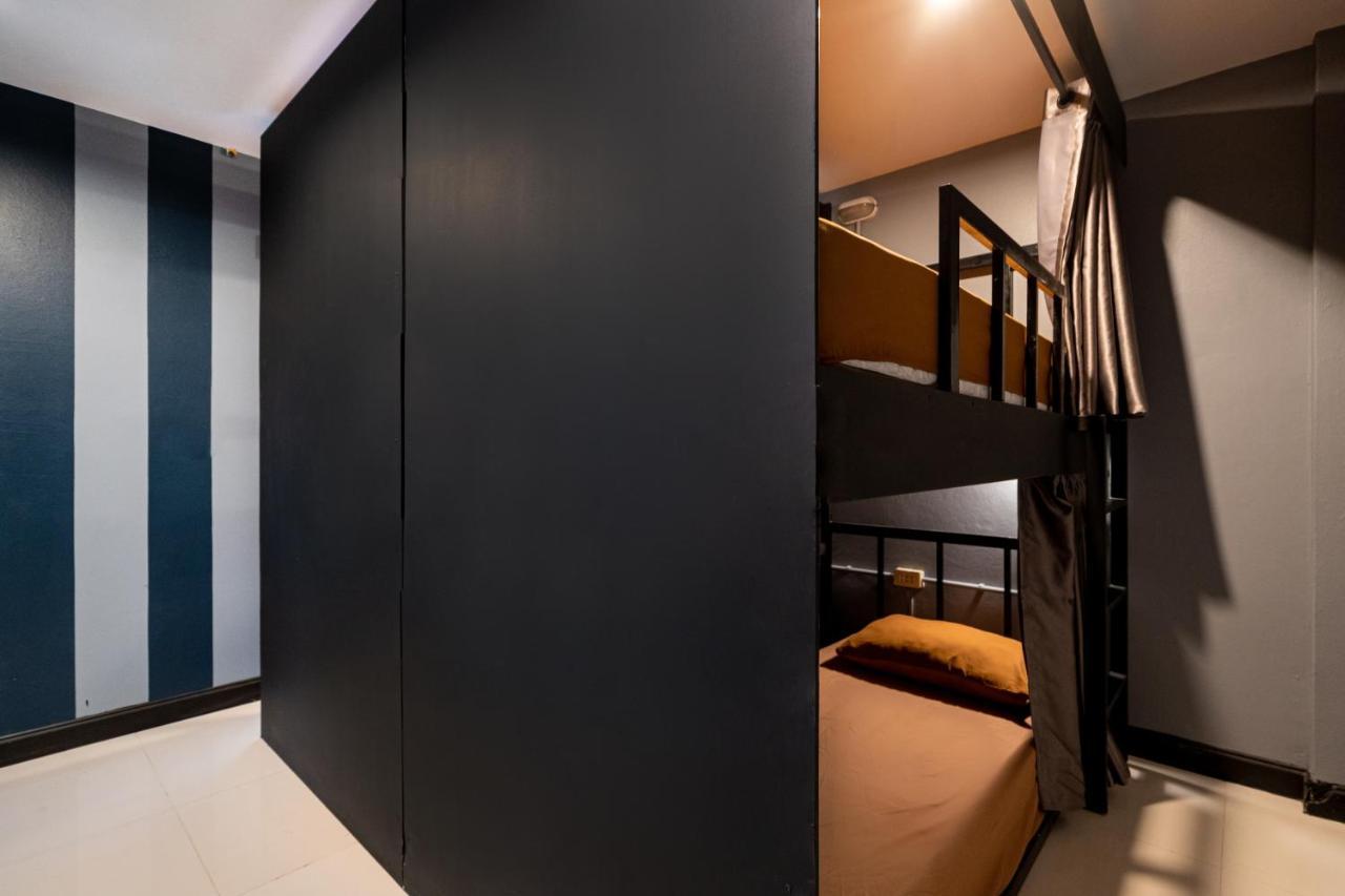Black Pantera Hostel Patong Dış mekan fotoğraf