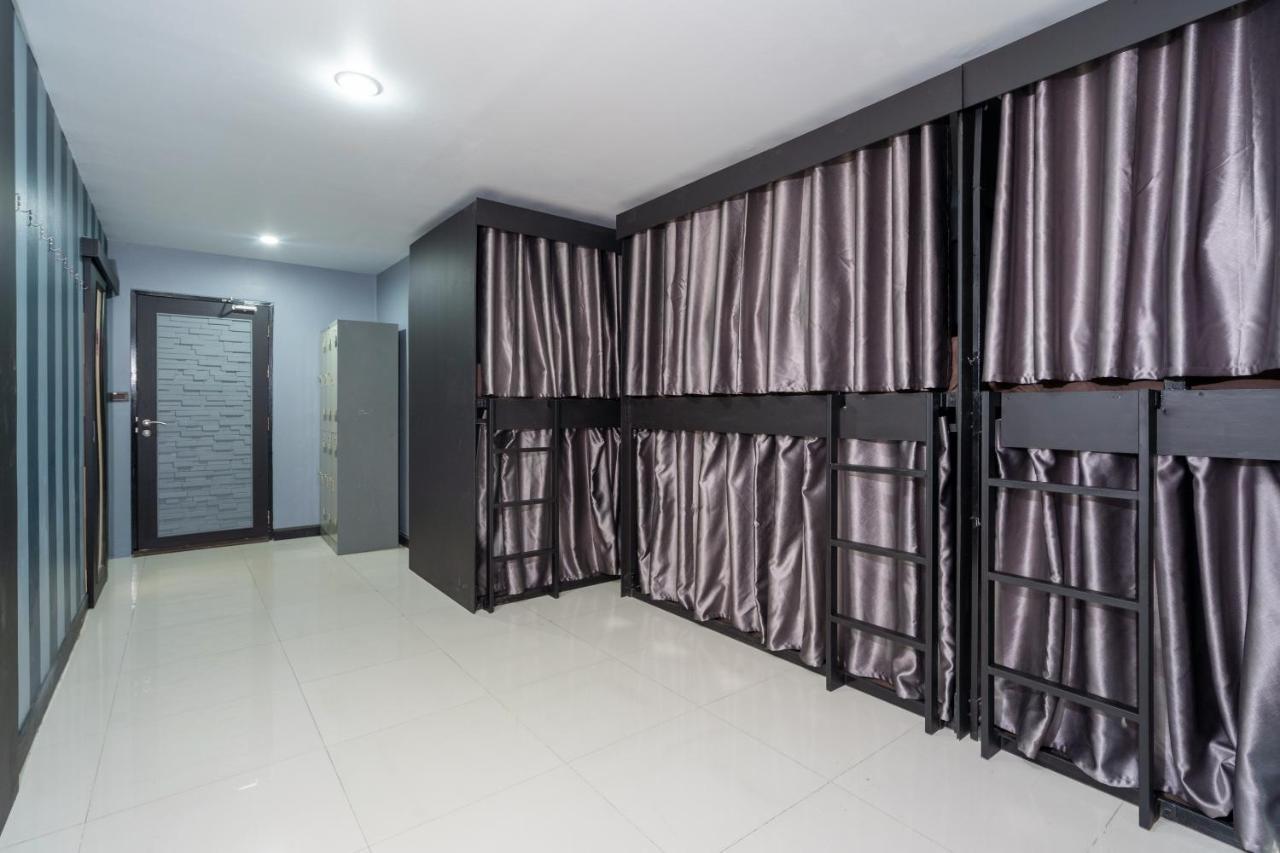 Black Pantera Hostel Patong Dış mekan fotoğraf