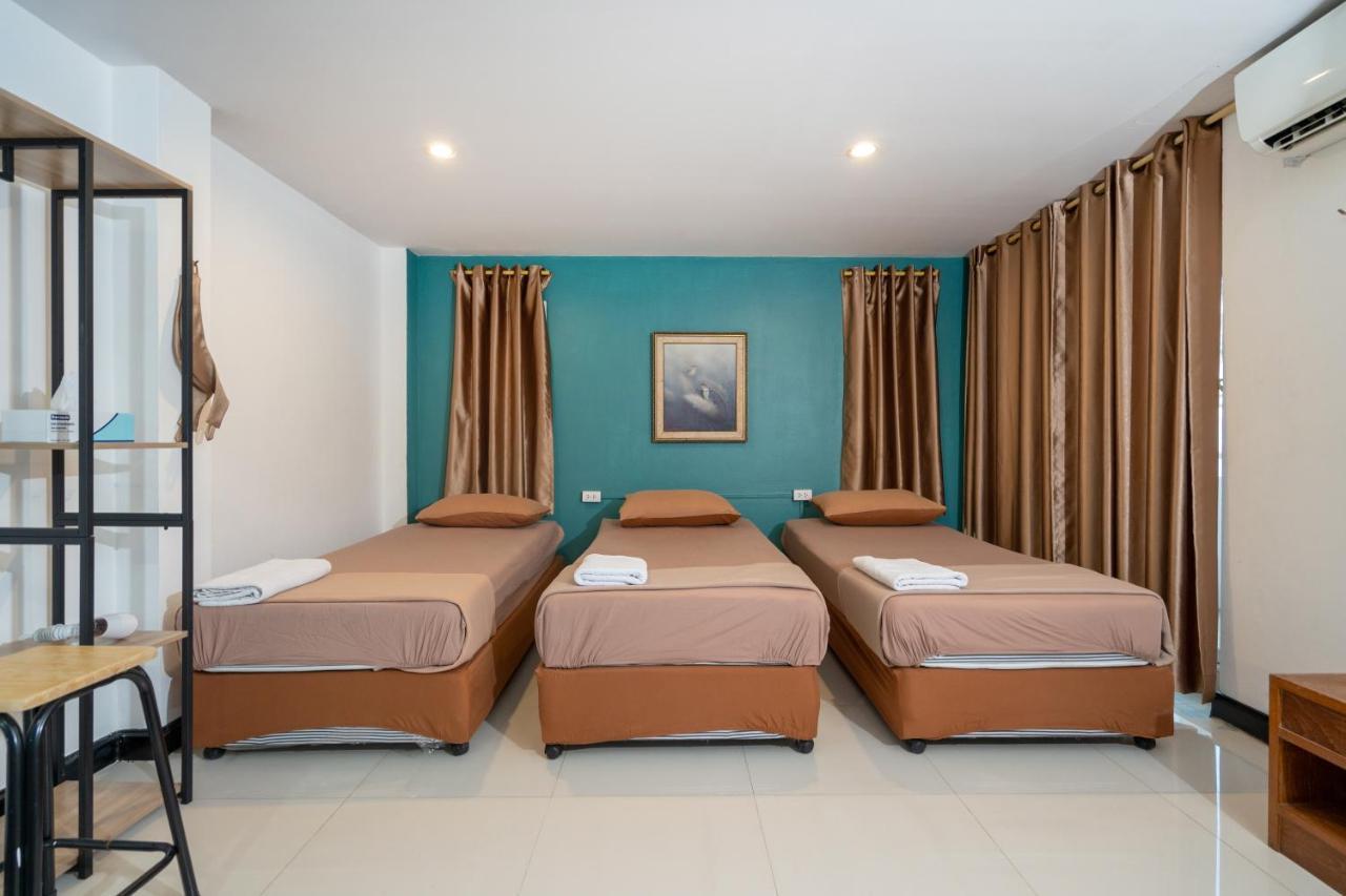 Black Pantera Hostel Patong Dış mekan fotoğraf