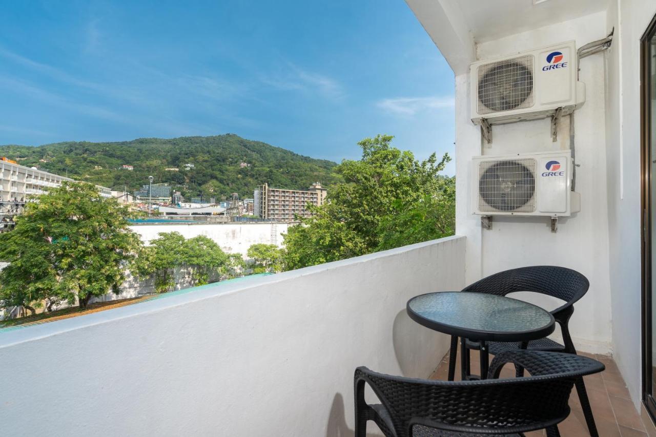 Black Pantera Hostel Patong Dış mekan fotoğraf