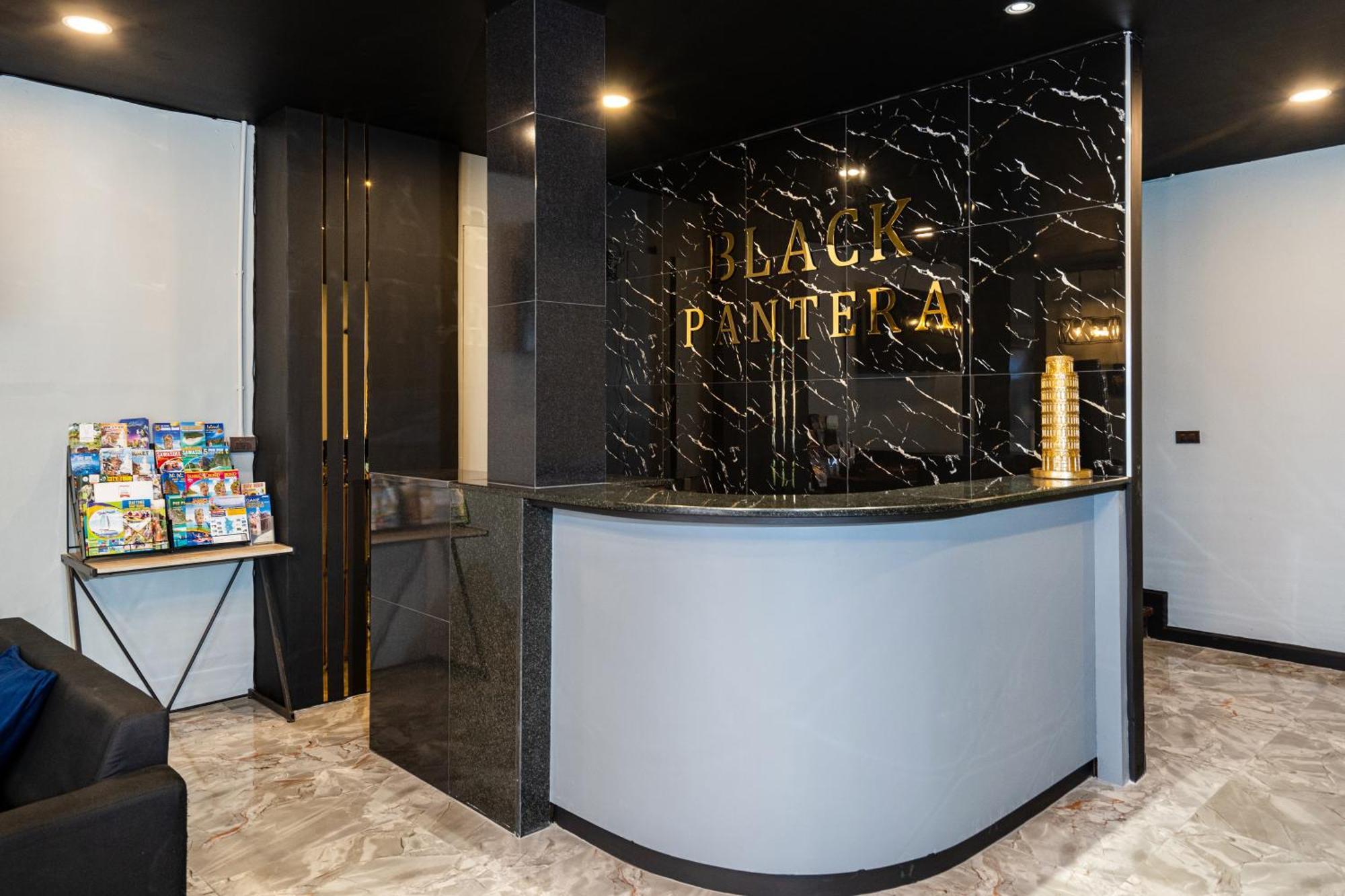 Black Pantera Hostel Patong Dış mekan fotoğraf