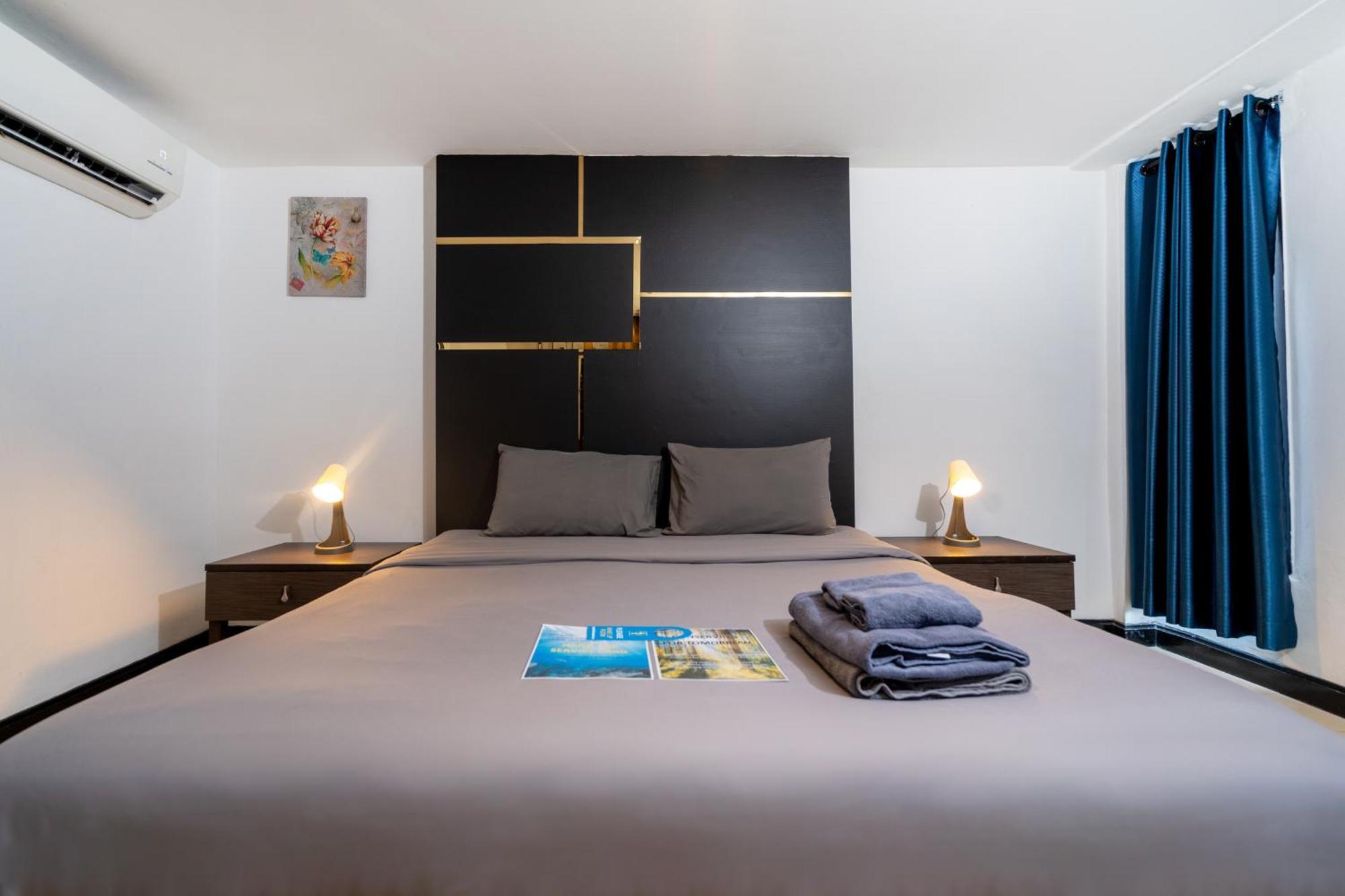 Black Pantera Hostel Patong Dış mekan fotoğraf