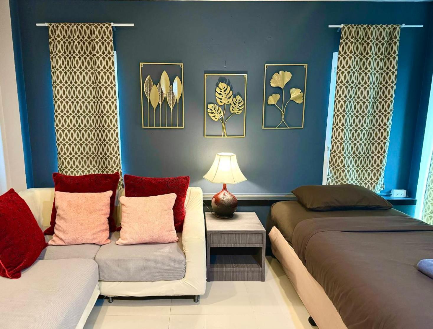 Black Pantera Hostel Patong Dış mekan fotoğraf